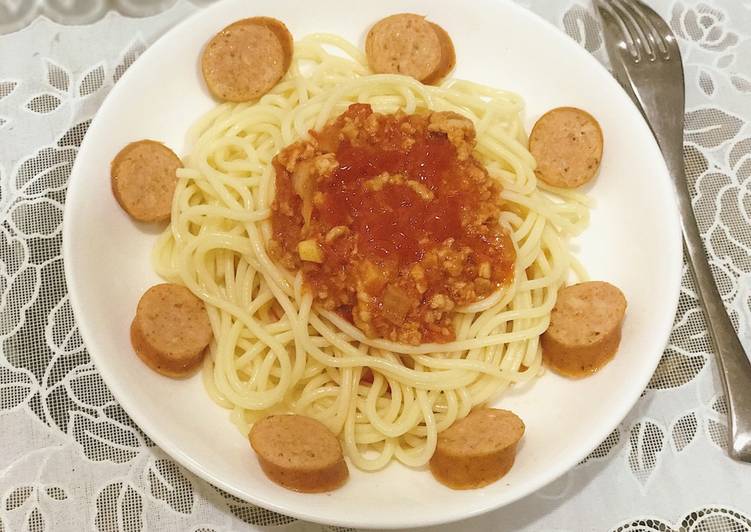 Món ngon tự làm: Spaghetti xúc xích
