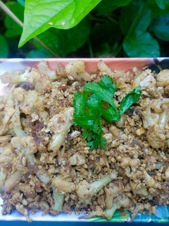 காலிபிளவர் எக் பெப்பர் ஃப்ரை(cauliflower egg pepper fry recipe in tamil) செய்முறை முக்கிய புகைப்படம்