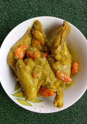 Foto resep Ayam masak kuning