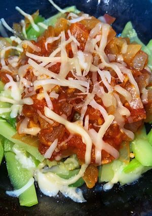 Una foto de Fideos de zucchini con salsita casera💣