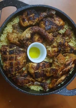 صورة لوصفة الدجاج المشوي مع الرز البخاري 😍