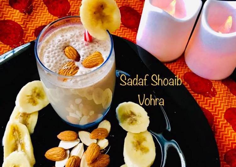 Banana Oats Smoothie #Ramazankitayari #CookpadApp