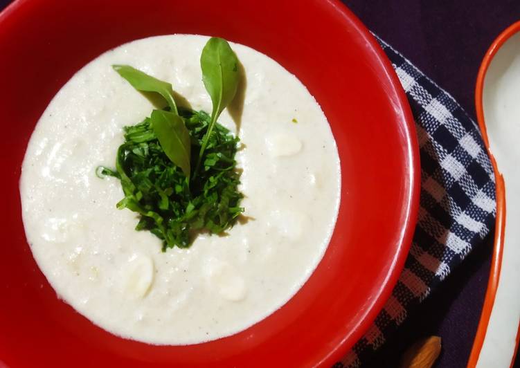 Recipe of Favorite Almond Spinach Soup