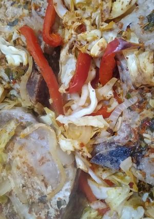Una foto de Costeletas con colchón de verduras!😍