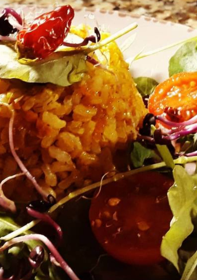 Una foto de Arroz integral al curry