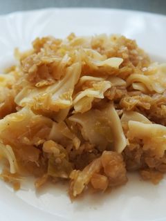 Káposztás tészta recept fotója