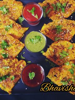 હાંડવો (Handvo Recipe In Gujarati) રેસીપી મુખ્ય ફોટો