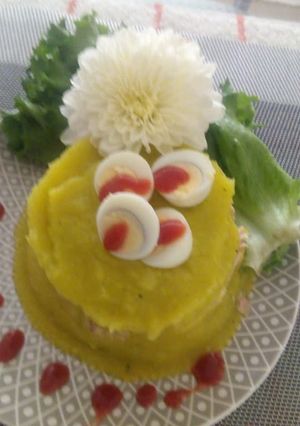 Una foto de Causa espinacas con atún
