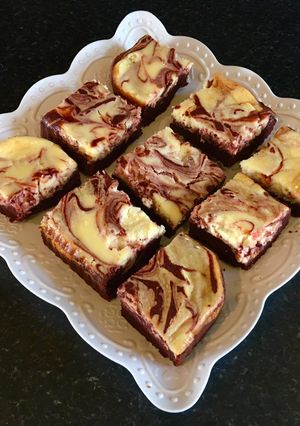 A picture of Red Velvet Brownies.