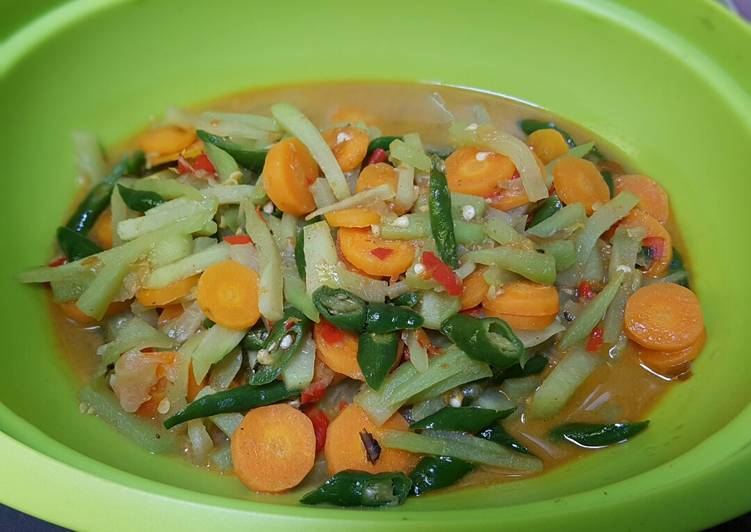 Proses mengolah Sayur lodeh labu siam wortel cabe ijo, Lezat Sekali