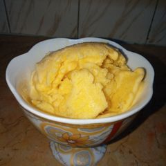 A picture of Mango ice cream.