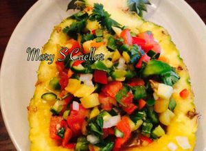 Una foto de Pico de Gallo de Piña 🍍🍍