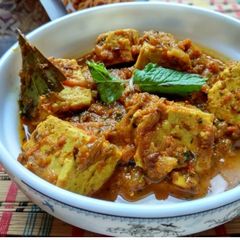 A picture of Tofu Masala.