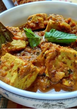 A picture of Tofu Masala.