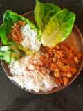 Chilli chicken lettuce cups