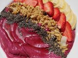 Avocado and beetroot Smoothie bowl