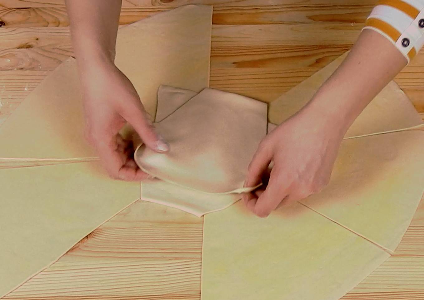 Greek phyllo pastry sheets for savoury pies, version 2