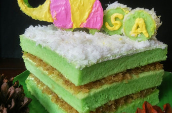 Bagaimana Menyiapkan Mini Klepon Cake (Putih Telur), Lezat Sekali