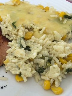 Una foto de Soufflé de arroz poblano 🍚🌽🧈