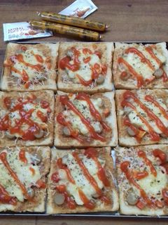 Foto resep Pizza Roti Tawar Saus Putih