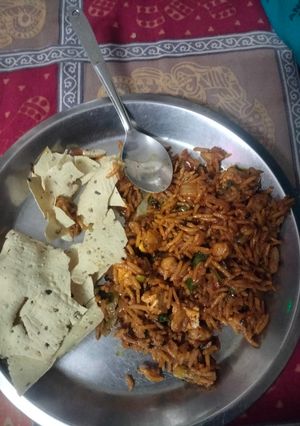 हैदराबादी बिरयानी (hyderabadi biryani recipe in Hindi) रेसिपी मुख्य फोटो