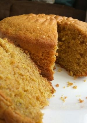 Una foto de Torta de yemas y naranja