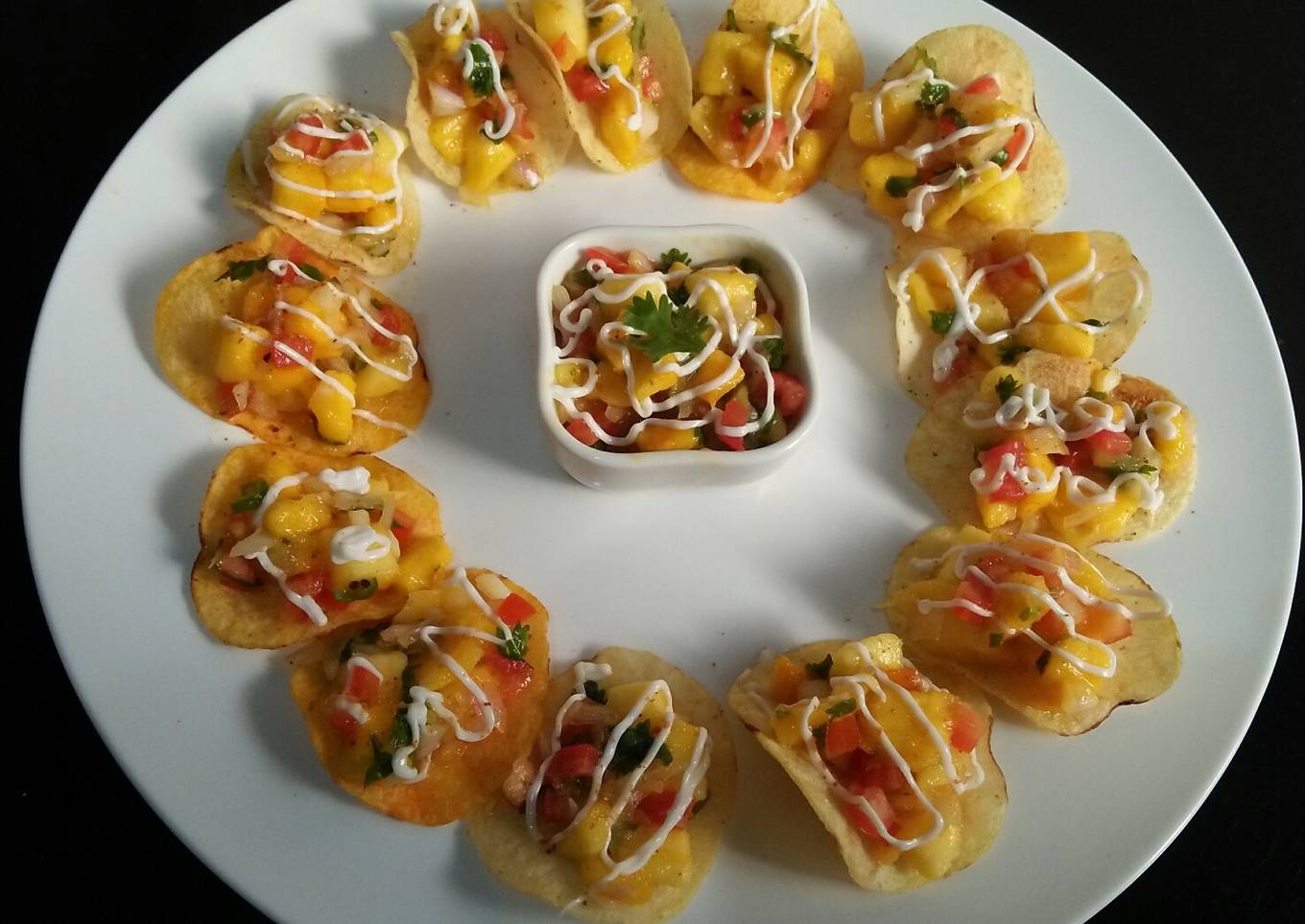 Mango Salsa mini tacos π