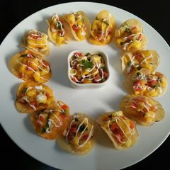 A picture of Mango Salsa mini tacos 💛.