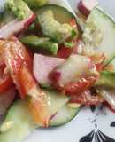 Ensalada de palta y rábano