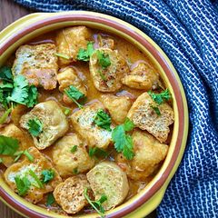 A picture of Puff tofu tikka masala 🍛.
