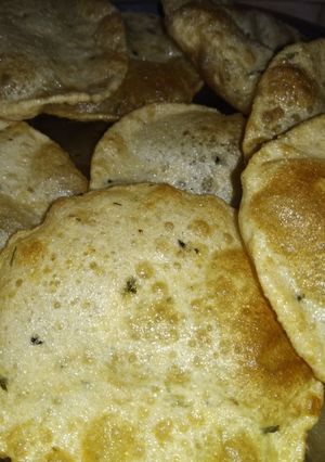 A picture of Dry methi ki Puri.