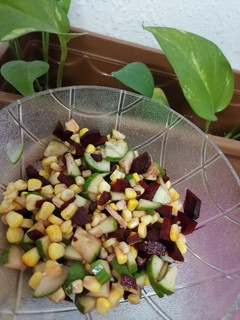 A picture of 3 colors beetroot salad.