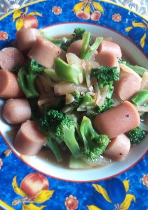 Foto resep Cah Brokoli Sosis