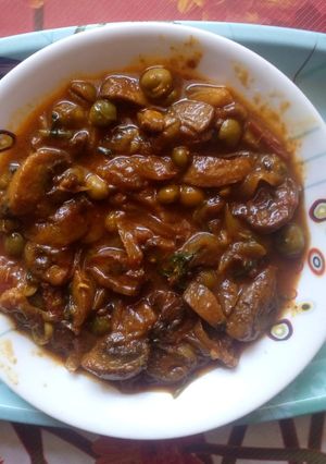 A picture of Mushroom matar.