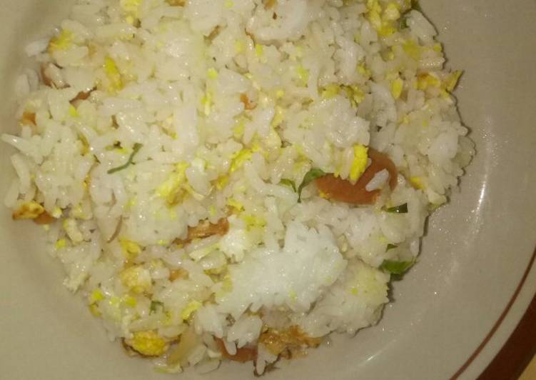 {Resep Nasi goreng daun jeruk Kekinian