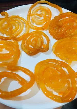 A picture of Instant Jalebi.