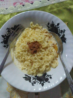 Foto resep Indomie Kari Kuah Susu
