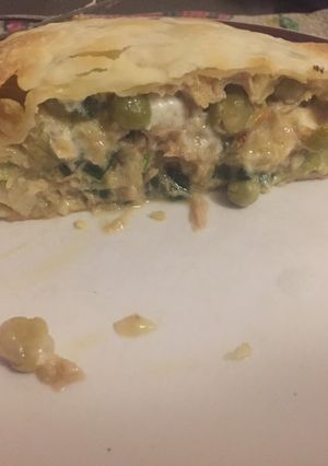 Una foto de Tarta de atún y arvejas