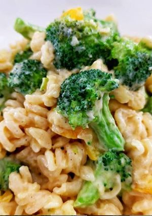 Foto resep Garlic Creamy Brocolli Pasta