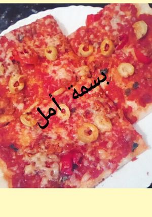 صورة لوصفة بيتزا كاري سهلة وبسيطة وأهم شيء بنينة 💯🤤