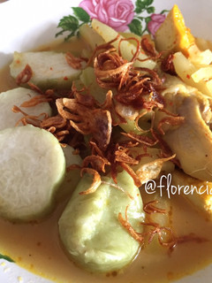 Foto resep Lontong Sayur Opor Ayam