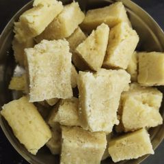 A picture of Kaju katli.