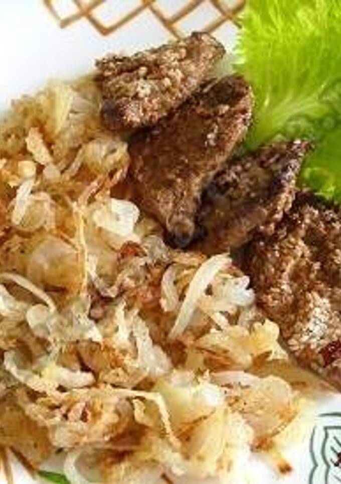 Печень жареная с луком