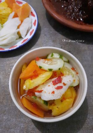 Foto resep Rujak Kuah Pindang Khas Bali