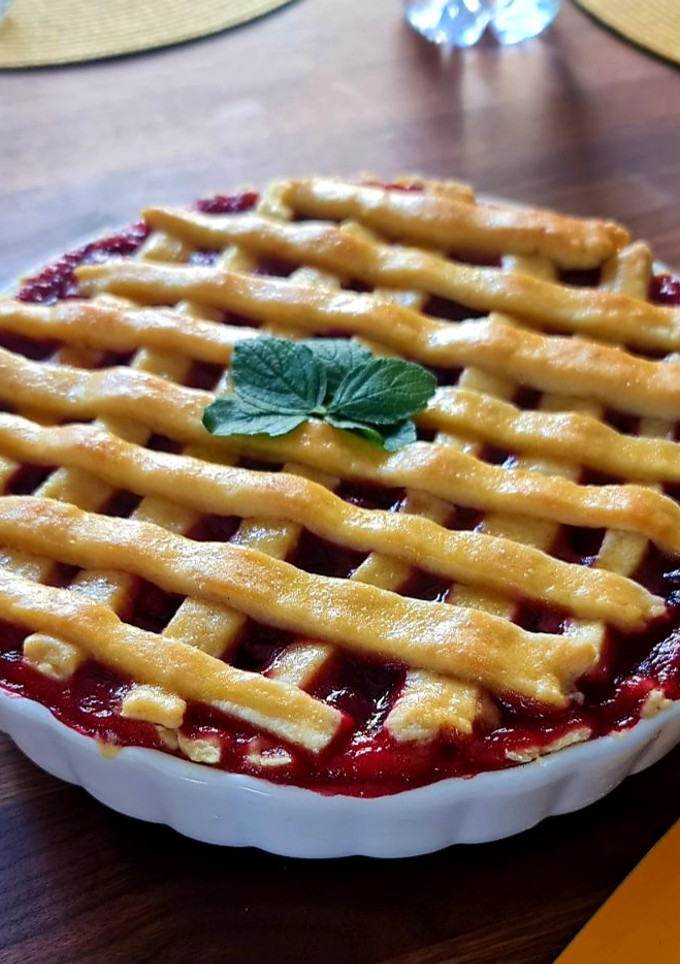 Rácsos meggyes pite🍒🫓 recept fotója
