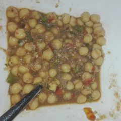 A picture of Chickpea curry.
