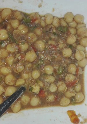 A picture of Chickpea curry.