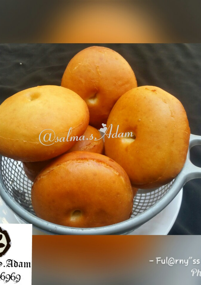 A picture of My simple doughnuts.