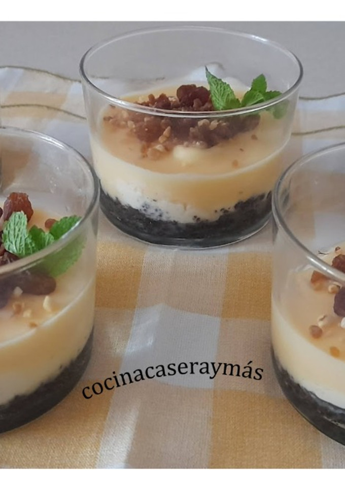 Una foto de Lemon curd con frutos secos