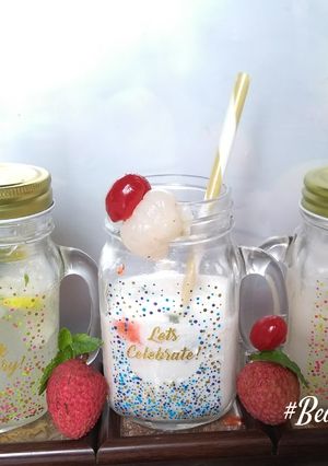 A picture of Lychee Mojito, Lychee Almond Milshake, Lychee Juice.
